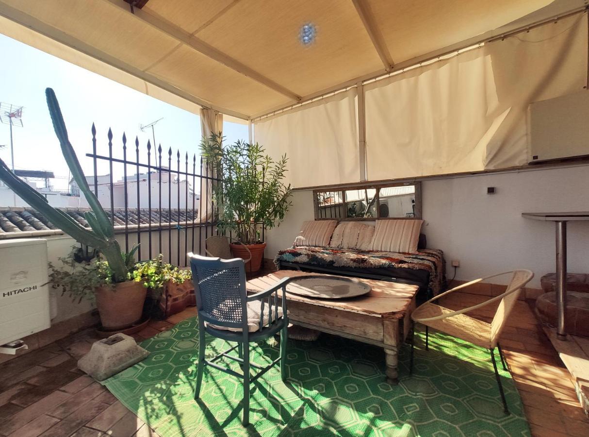 סביליה Casa Del Buen Viaje - Habitacion Solea מראה חיצוני תמונה